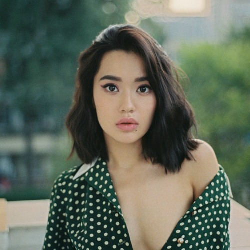 Ahmedabad Model Call Girl